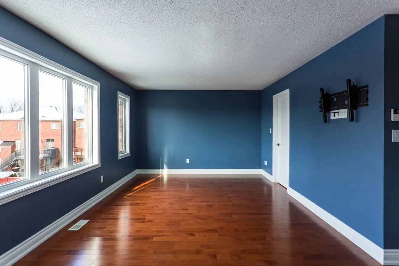 Interior Painting Services in Willoughby, Mentor and throughout Lake County